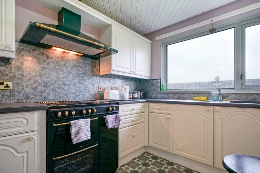 Appartement 2 Bed Near & Ferry Belfast