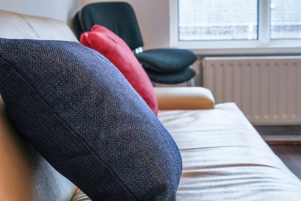 2 Bed Near & Ferry Belfast